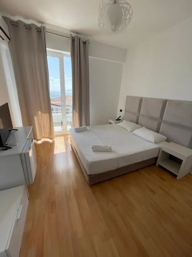 Diamond Hotel Sarande