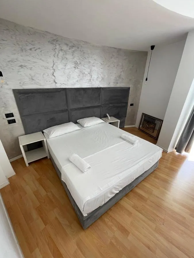 Diamond Hotel Sarande