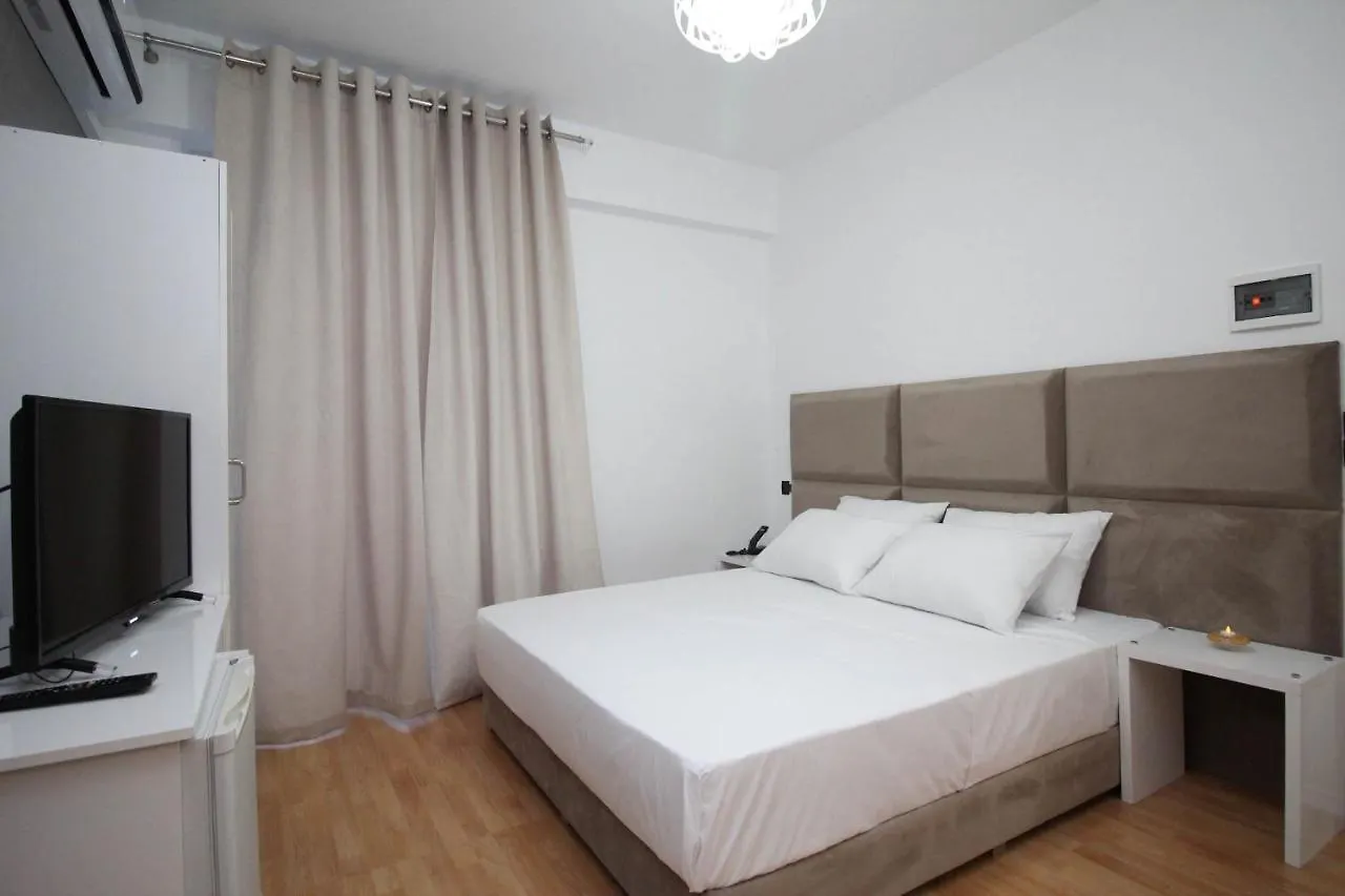 Diamond Hotel Sarande